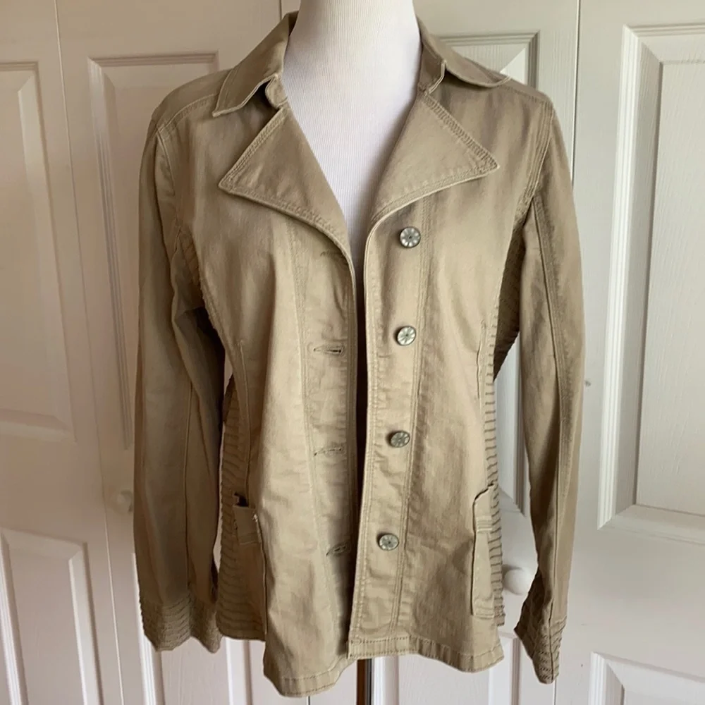 FDJ Tan/Khaki Button Jacket Size Large
